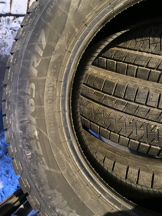 Резина на 17. 225/65 Продается