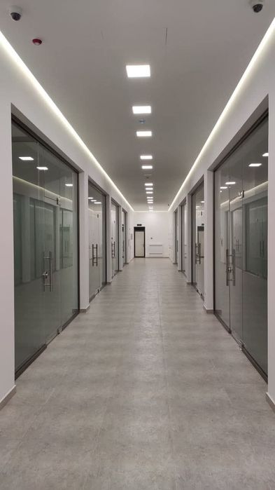 Стеклянный перегородки витражи перила