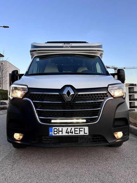 Autorulota Renault MCLOUIS YEARLING 89 model 2024 17950km