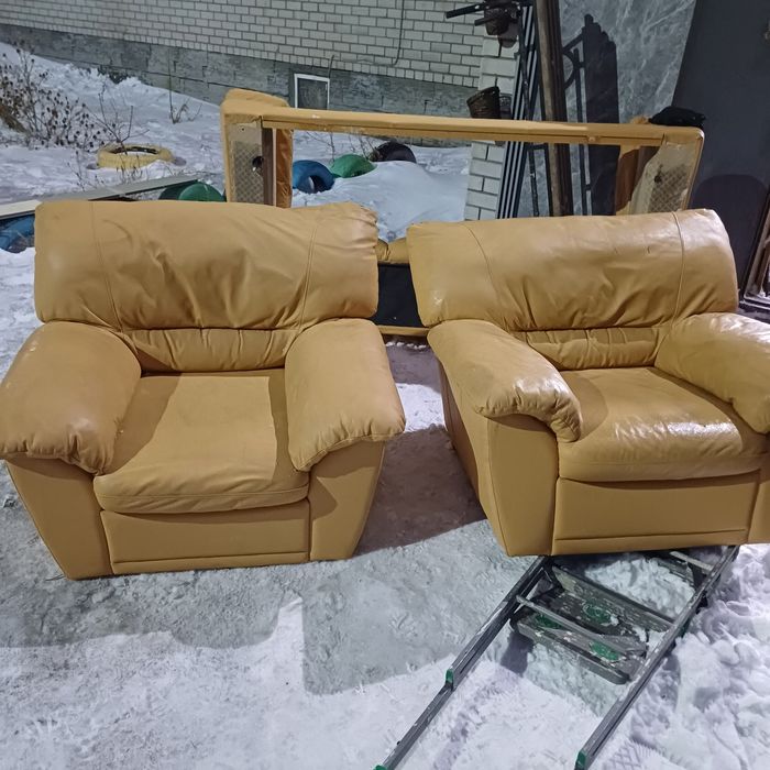 Продам кресла кожаные
