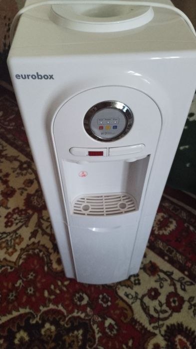 Диспенсер для воды