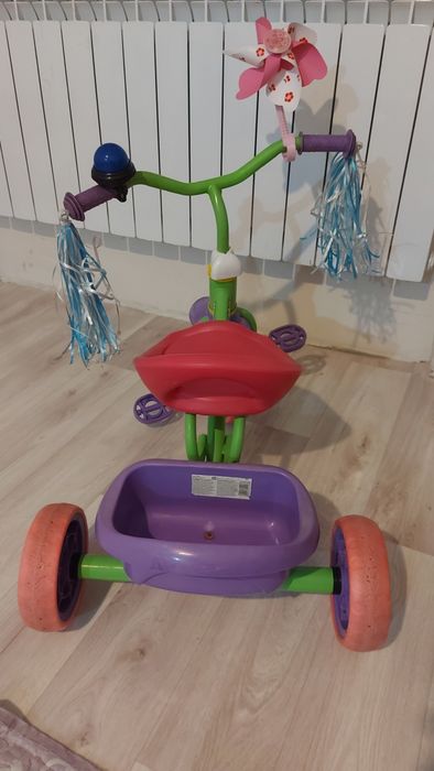 Велосипед трёхколёсный