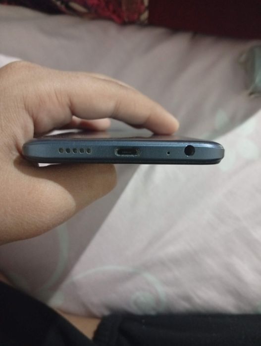 Tecno Spark 8c sotiladi