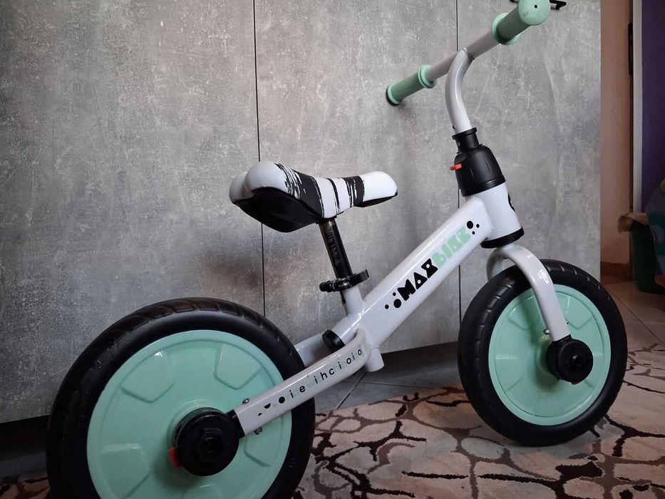 Чисто ново детско колело 3в1 Chipolino