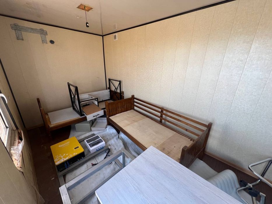 Контейнер сотилади ичидаги жихозлари билан