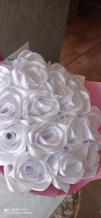 Продам цветы из атласных лент