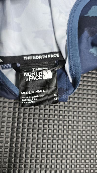 The North Face лятно тънко яке за туризъм М размер