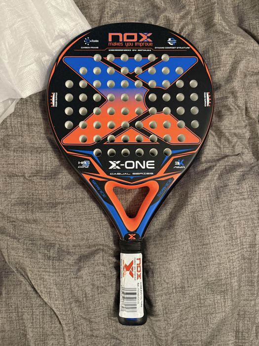 Paletă padel NOX X-One Evo Colours – NOUĂ, nefolosită