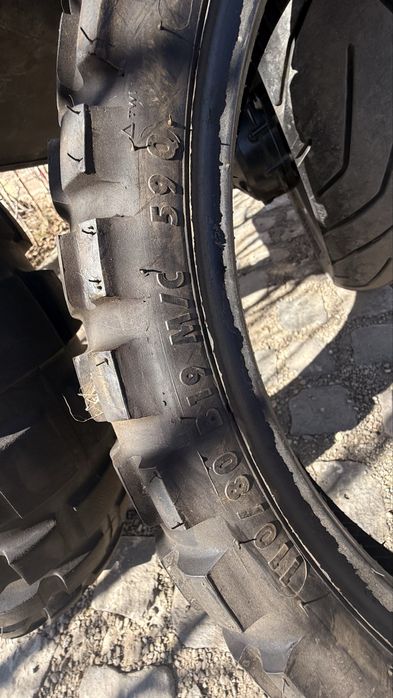 Anvelope moto twinduro sau schimb