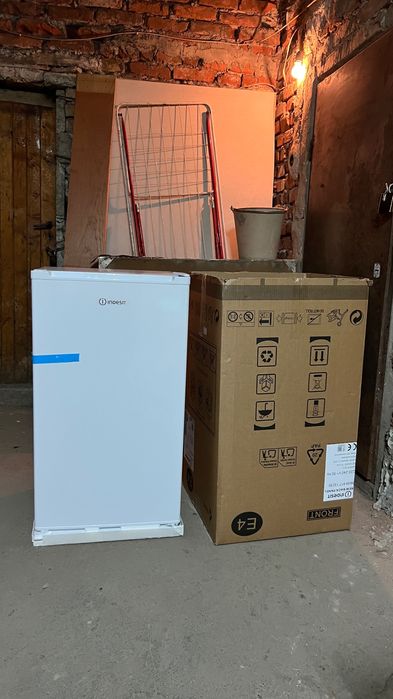 Хладилник INDESIT I48VM