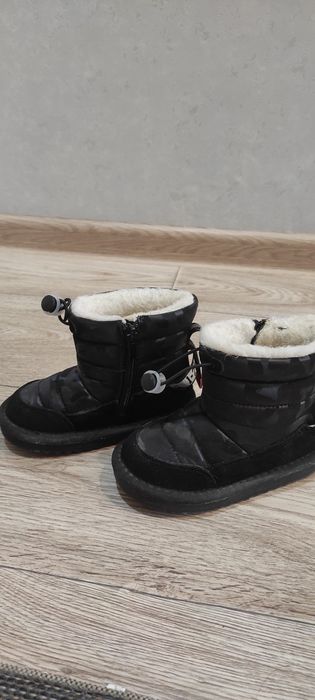 Продается обувь для мальчика малыша