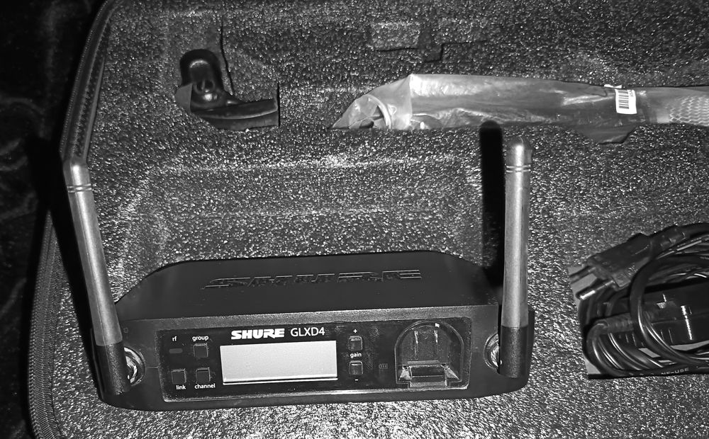 Vând microfon Glxd4 beta 87A