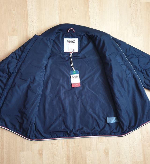 Geacă TOMMY JEANS de bărbați, marimea M