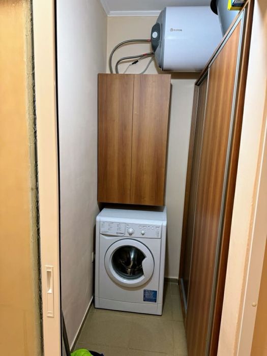Дава се под наем Едностаен апартамент в Свиленград - 55 кв.м за 318.75 € - Снимка #1