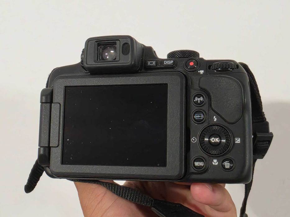 Aparat foto digital Nikon Coolpix P610 16MP 60x Zoom WiFi
