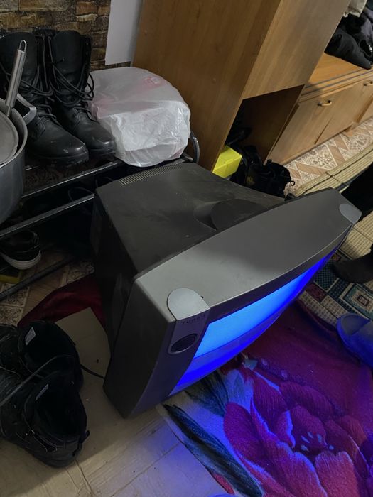 Телевизор стары 10к