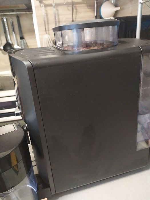 Автоматична кафемашина Крупс в гаранция.