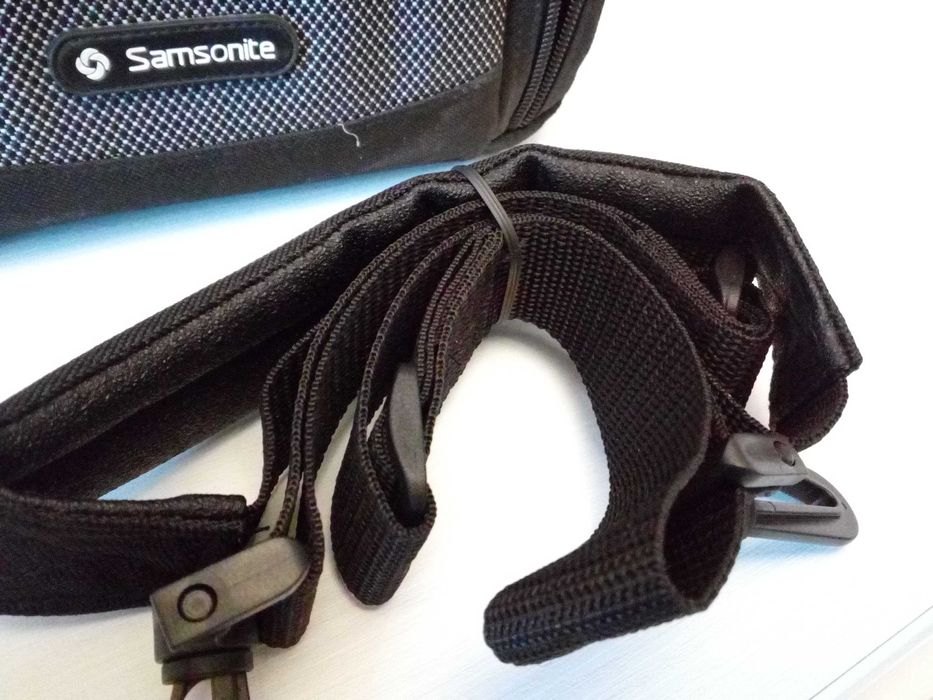 Geanta-husa camera foto/video si accesorii Samsonite Samoa DV60