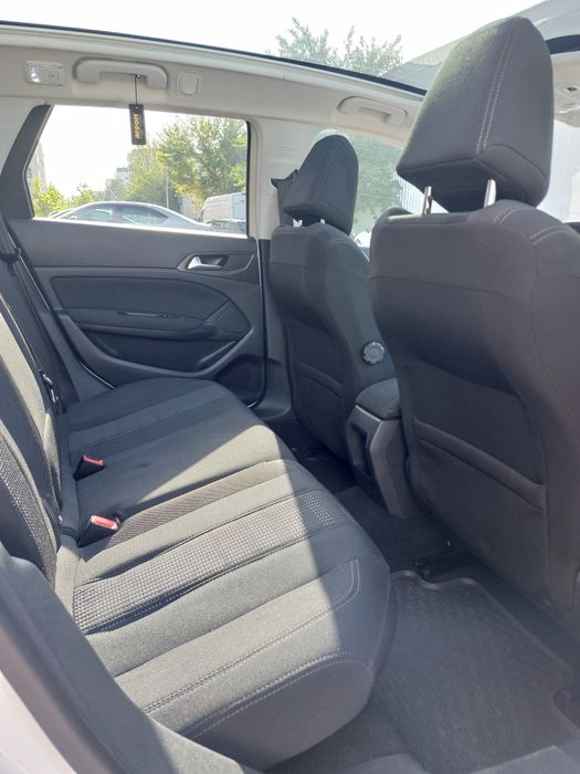 Peugeot 308 diesel euro 6 Alb perlat Panoramic import Olanda