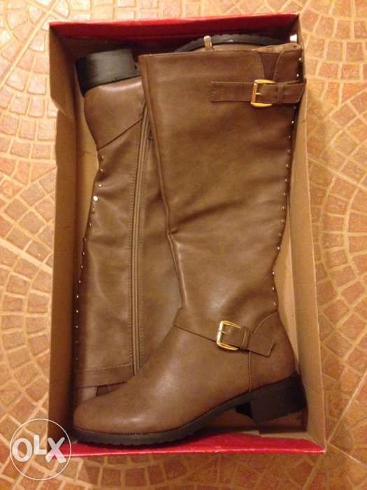 cizme piele ecologică exterior,blana interior,noi, superpret,mar. 39