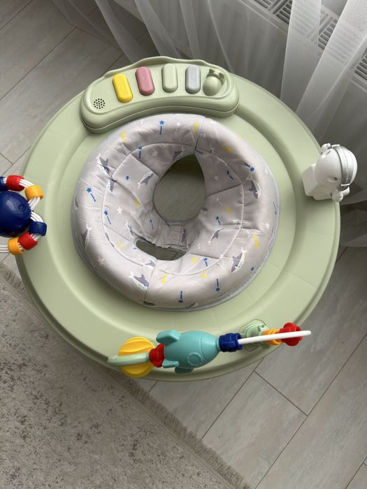 Продам ходунки для детей