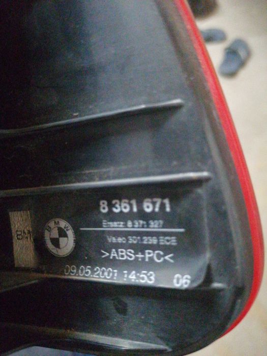 Продавам стопове за бмв 320 ляв и десен с крушите 65лв