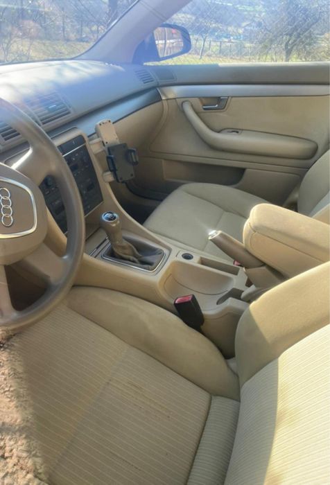 Vand audi a4 b7,mai multe detalii la telefon