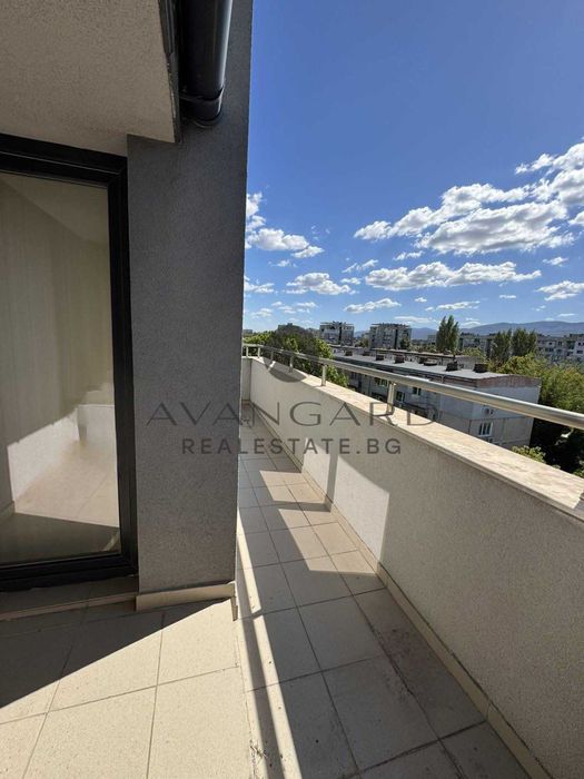 Продава се Тристаен апартамент в Пловдив, Кючук Париж - 96 кв.м за 2146 €/кв.м - Снимка #10