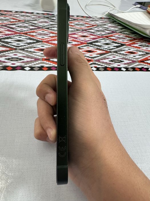 Продам айфон 13!