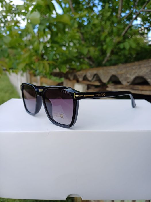 Ochelari de soare Tom Ford mov