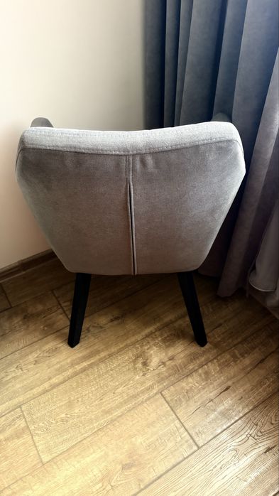 Комплект трапезни столове тип кресло