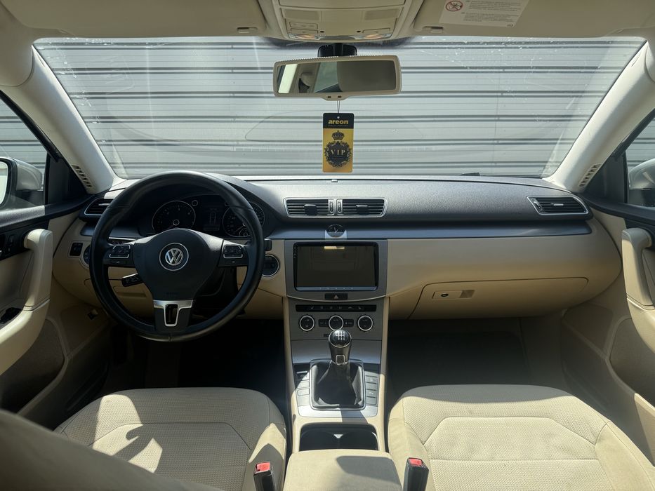 Volkswagen Passat B7 2014