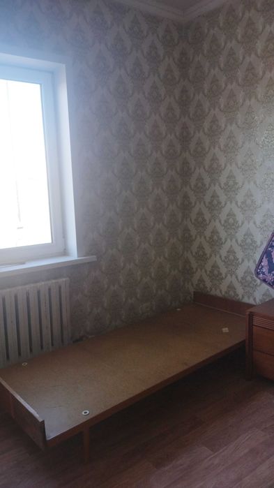 Односпальная кровать