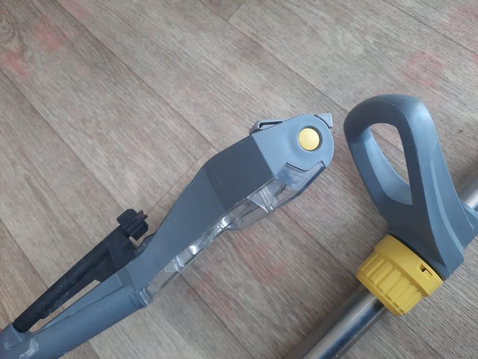 Продам пылесос PUZZI KARCHER Ковровой насадка