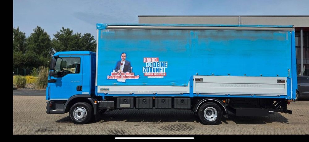 Каросерия с падащ борд/тристранна щора