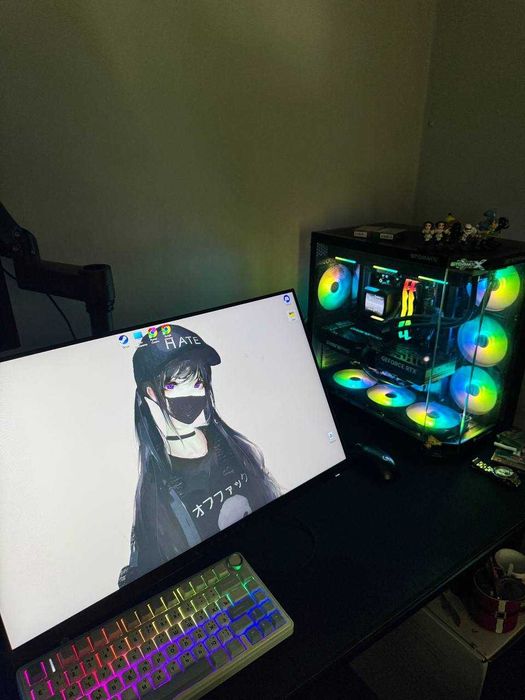 9800x3D, 5070ti gaming trio
