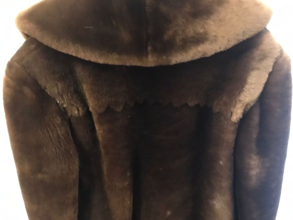 Haina de blana naturala de urs