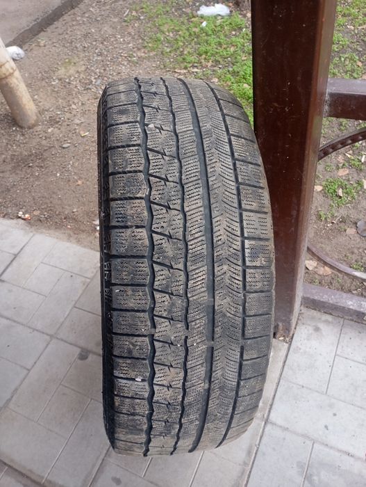 Шины зимние. Б.у