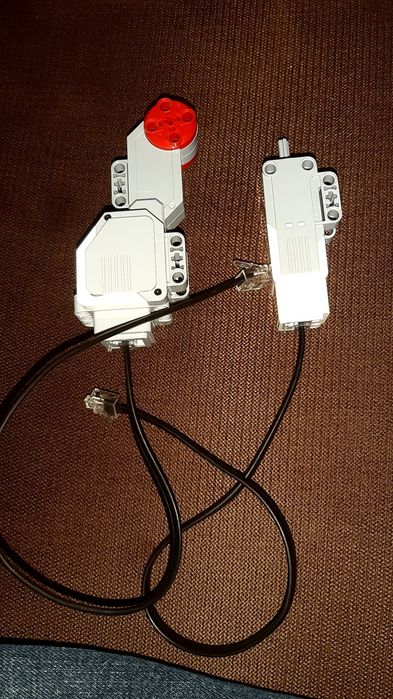 Set motoare Lego Mindstorms (mediu si mare)