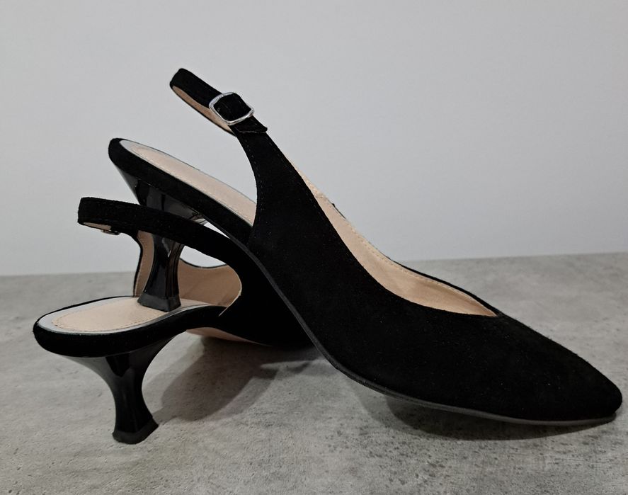 Pantofi decupați piele