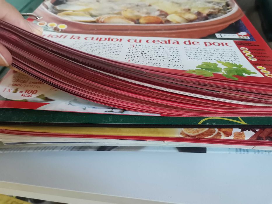 vând mape Rețetare Click