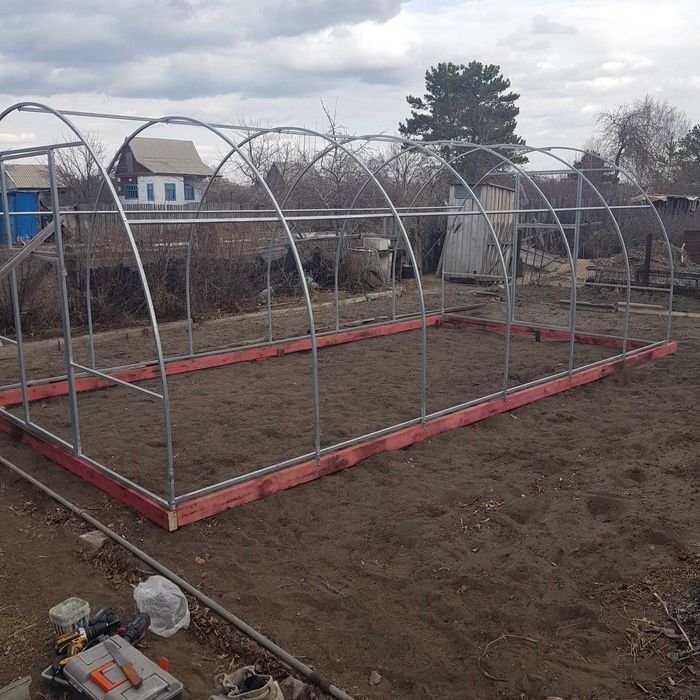 Теплица оцинкованная дачная