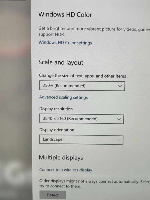Lenovo Gaming• Display 4K• Procesor i7• 16gb ram• Placa video 4gb