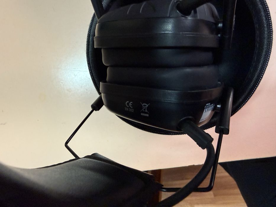 Антифони активни