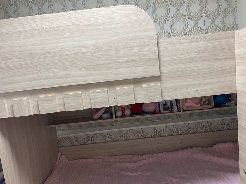 Двухяростная кровать