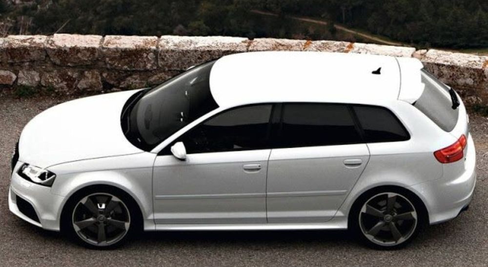 Eleron Audi A3 8P Sportback RS3 3 si 5 usi negru lucios