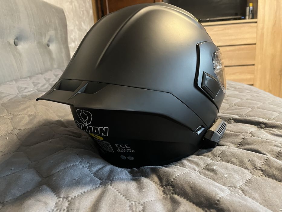 Пистова каска с вградена Bluetooth музика– размер S, отлично състояние