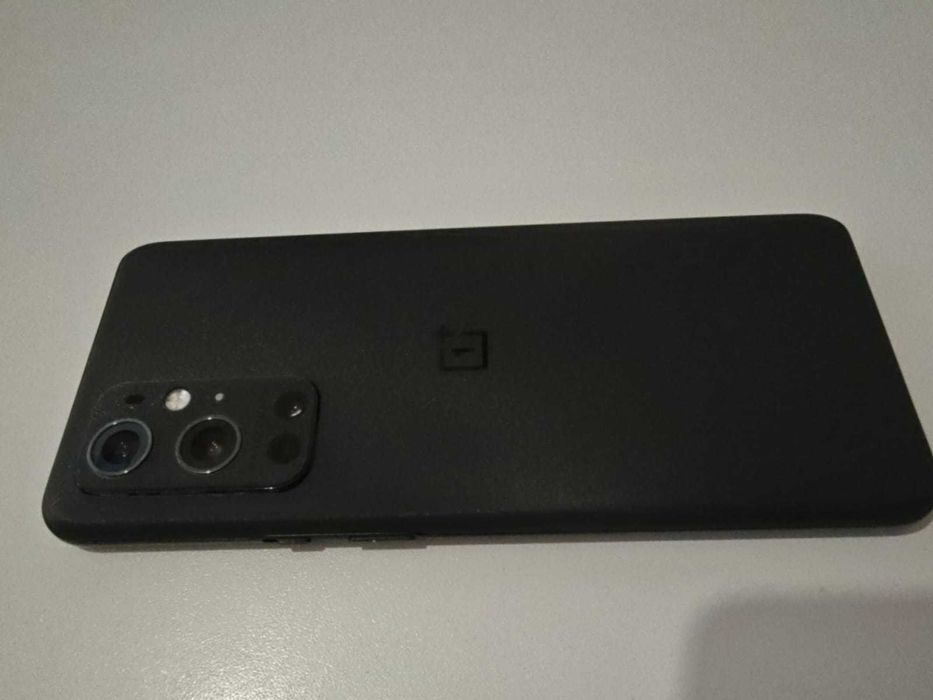 One plus 9 pro 12/256