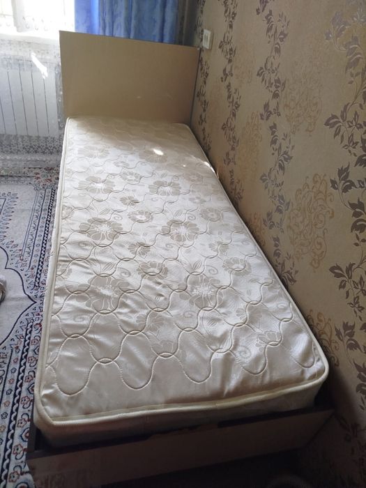 Кровать односпальная
