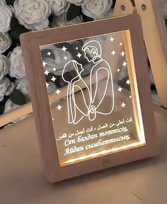 Продаю идет в коробке с игрушкой